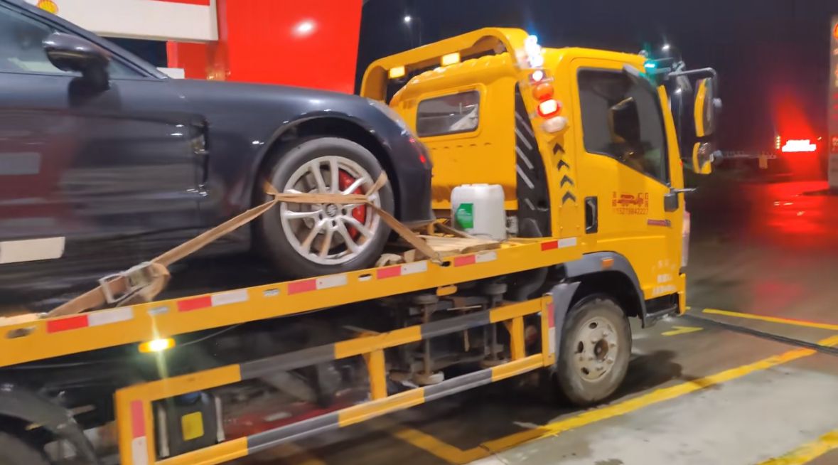 咸宁行车途中遇到突发状况该如何呼叫道路救援？